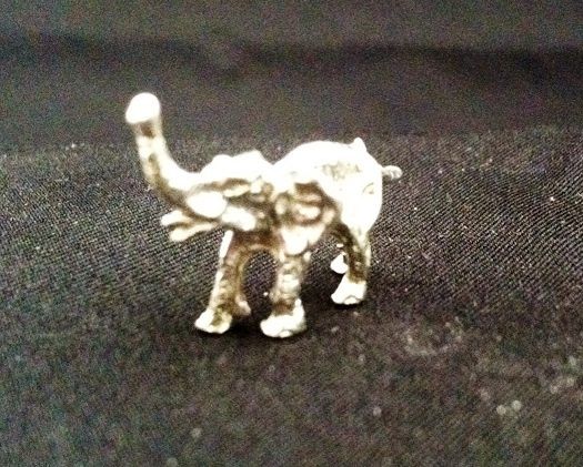 Silver Elephant vico0119