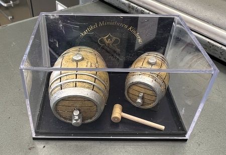 Set of Barrels and Mallet 18038
