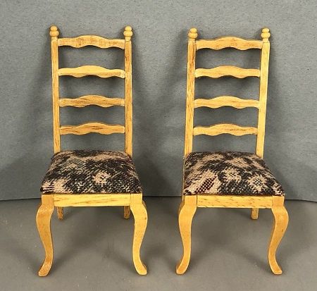 Set of Oak Ladder Back Chairs mc01760