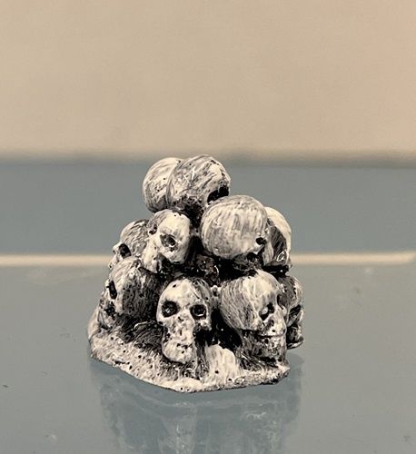 Skulls in a Pile mc030880