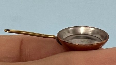 Small Copper Frypan cn435b