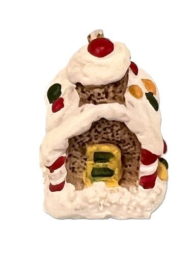 Small Gingerbread House mc031081a