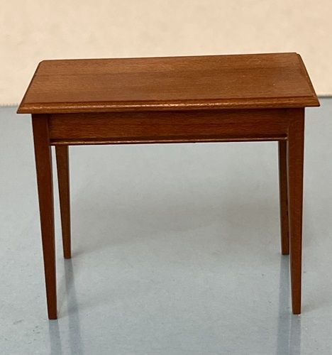 Table by Pete and Pam Boorum mc030890