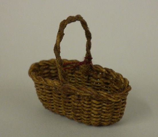 Tall Basket with Handle CS13-118grapevine