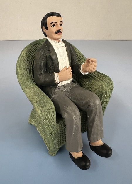 Sitting Rhett ch22484