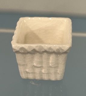 Square White China Planter mc1102x