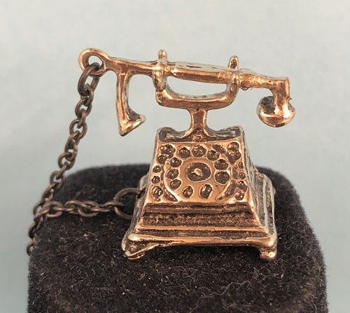 Sterling Telephone 2AUC355