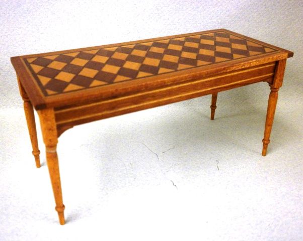 Table with Diamond Design auc258