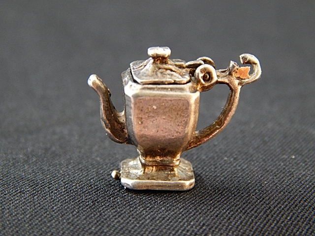 Teapot Charm Silver lh10804