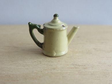 Small Enamel Teapot SMAE6P0E15