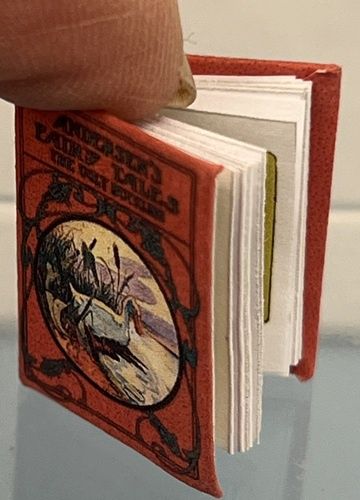 LBpre-24 Andersen's  Fairy Tales The Ugly Duckling