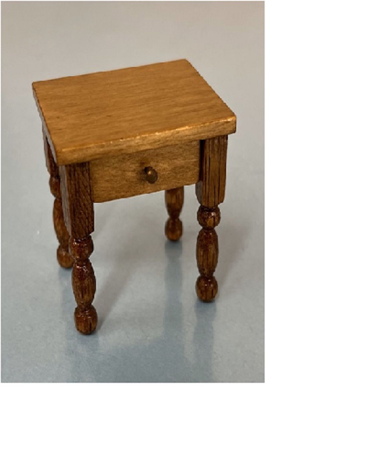 Small Side Table MN544