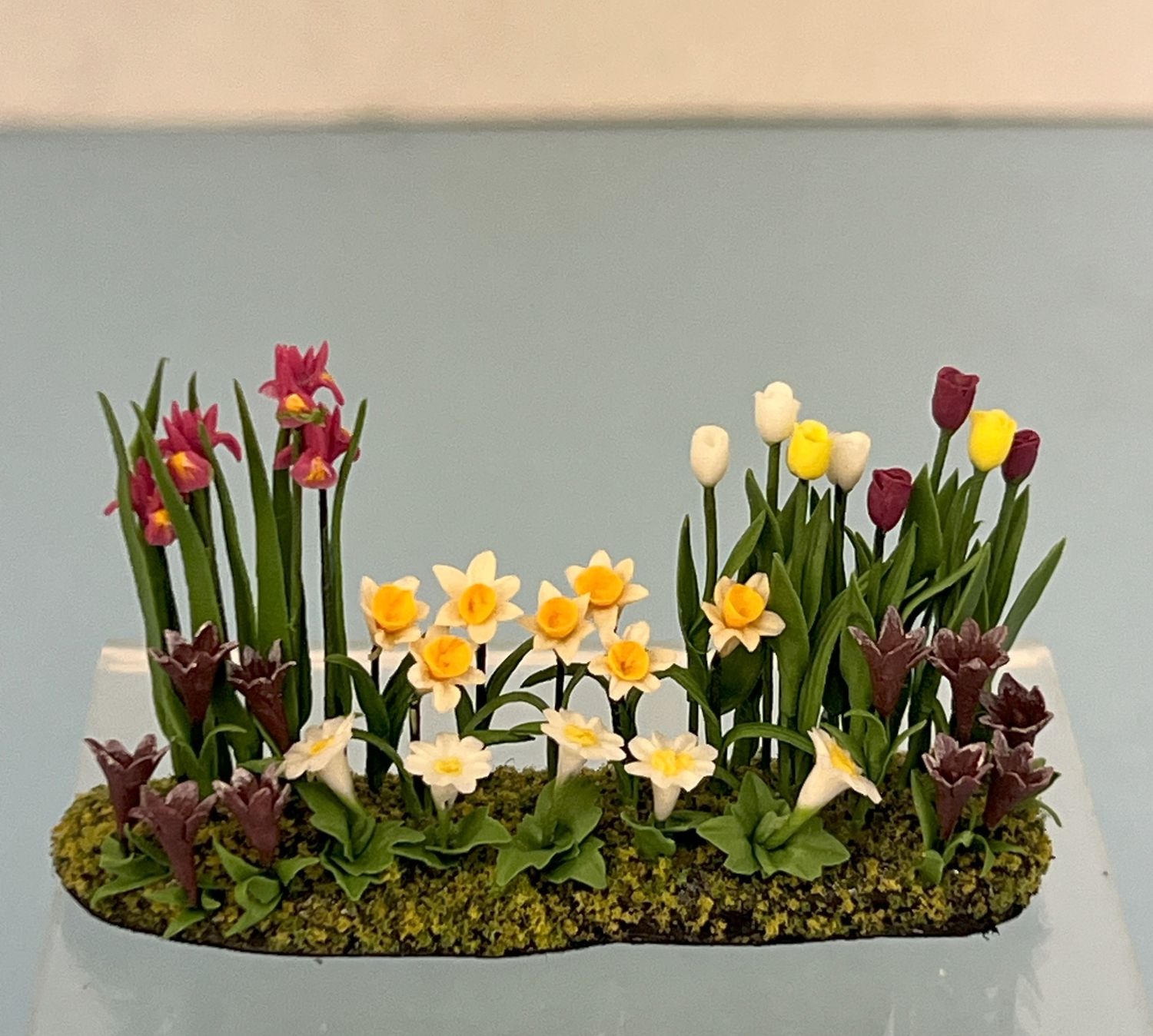 Spring Flowers Plus mc031033