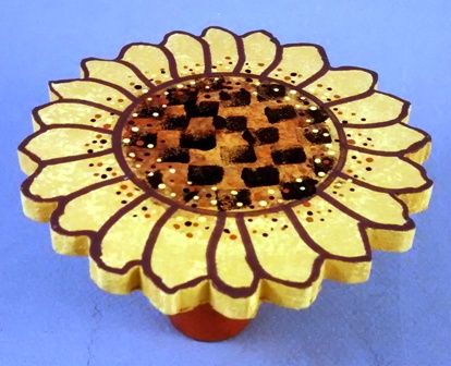 Sunflower Table and Matching Chairs sft41616