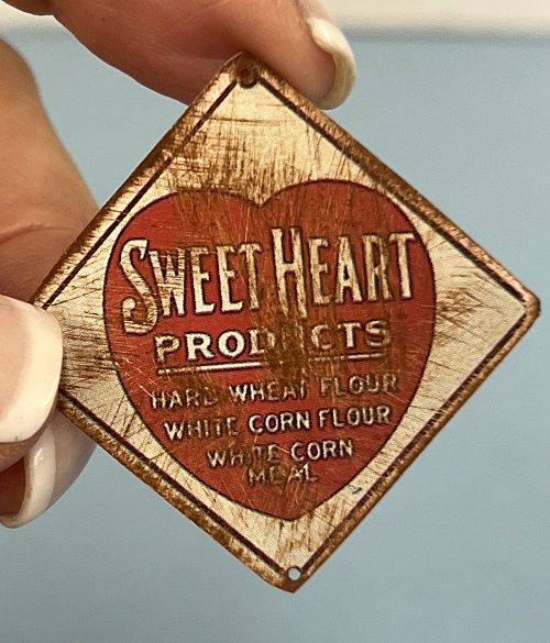 Sweet Heart Products Sign fc0083