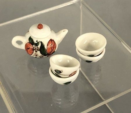 Tea Pot and 4 bowls mc01736