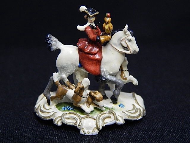 The Hunt with Hounds rr611p