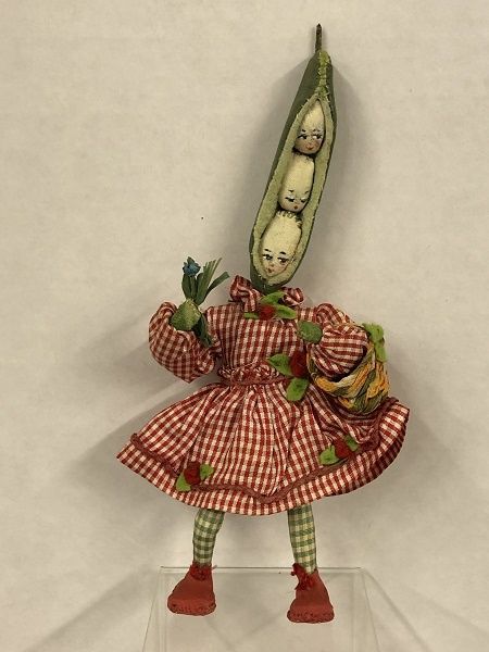 Three Peas in a Pod Doll MC01277