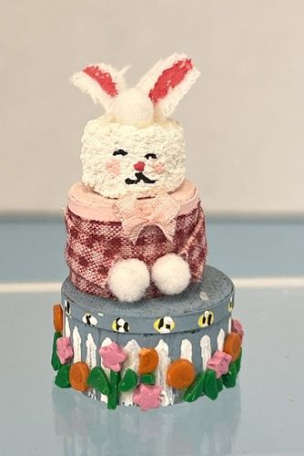 Three Tiered Bunny mc3057