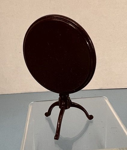 Tilt Top Table mn510