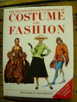 The Illustrated Encyclopaedia of Costume and Fashion Books04