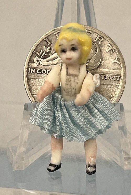 Tiny Alice mn495