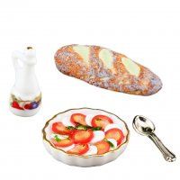 Tomatoes and Mozzarella Dish 1.424/5