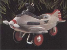 Tiny "Pursuit" Airplane 3rd in Series QXM4132