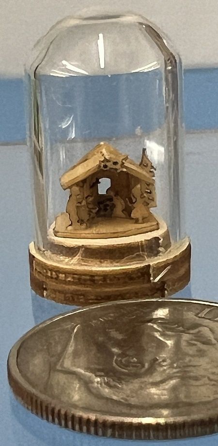 Tiny Nativity in a dome lv224201a