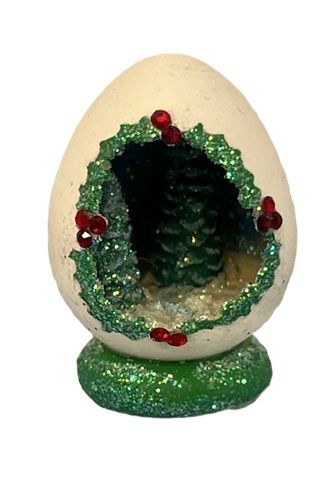 Tree Scene in Tiny Egg mc881x