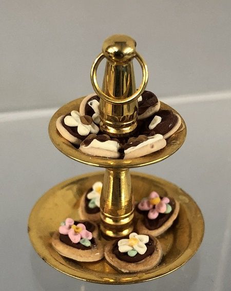 Two Tiered Cookie Display MC02711