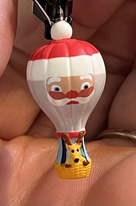 Up And Away Santa QXM8206