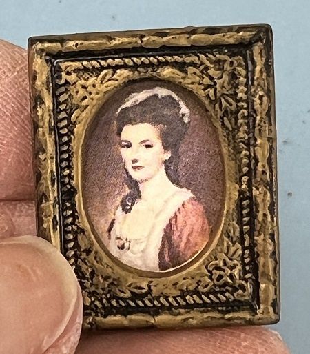Victorian Lady in Antique Gold Frame mc05323