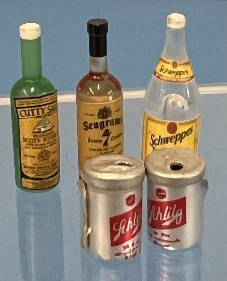 Various Alcoholic Drinks MC06008Q
