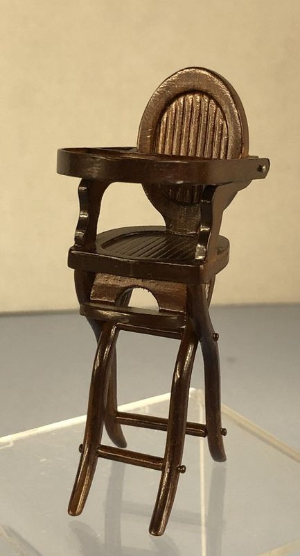 Victorian High Chair st25