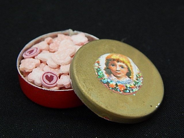 Valentine Tin with Candy ml10222