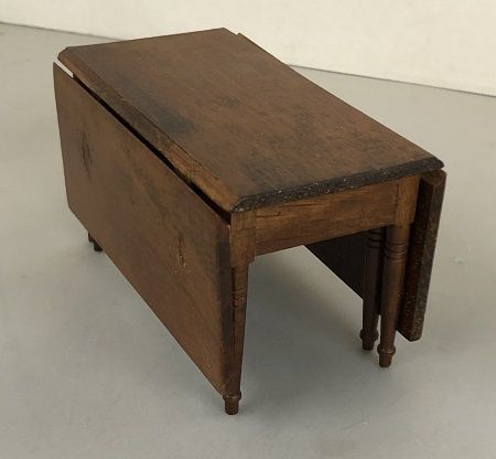 Vintage Drop Leaf Table mc04040