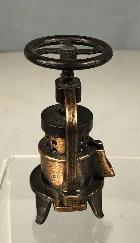 Vintage Pencil Sharpener of an apple press bb2482
