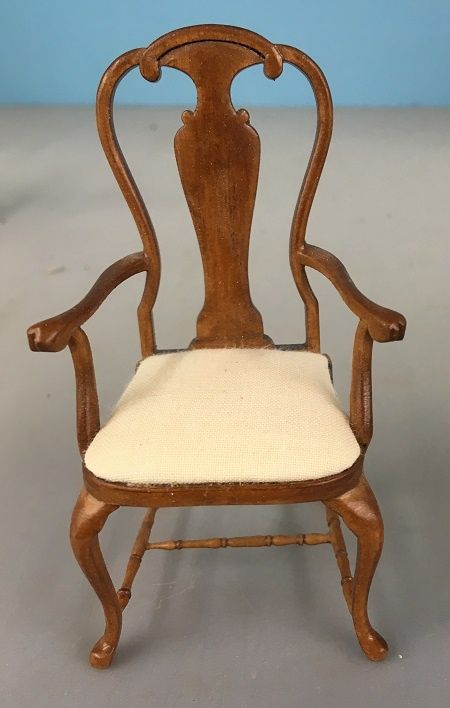 Walnut Queen Anne Splat Back Armchair BESmm027nwn