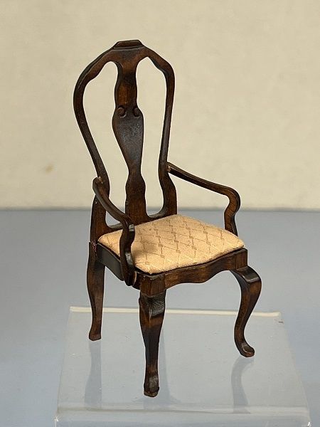 Walnut Side Chair ch22050