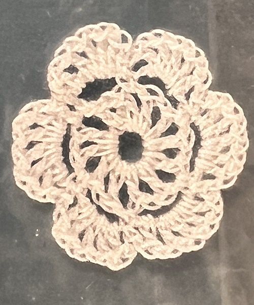 White Crocheted Doily MC101XD
