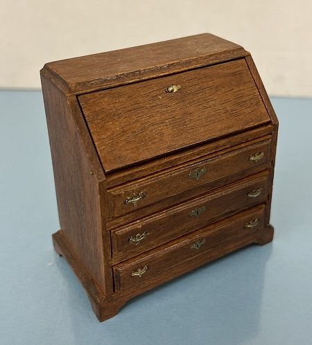Vintage Drop Down Desk mn100