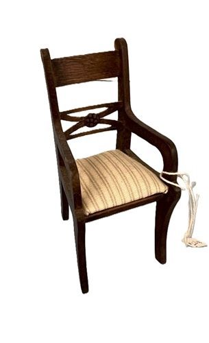 Vintage Handmade Chair from the Singing Tree. mc030693