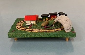 Vintage Wood Train on Platform mc1861x