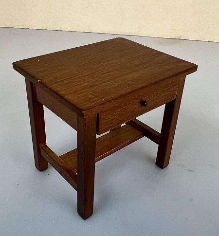 Walnut End Table M2024