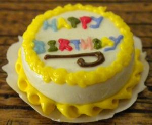 White &amp; Yellow Birthday Cake BDK2126