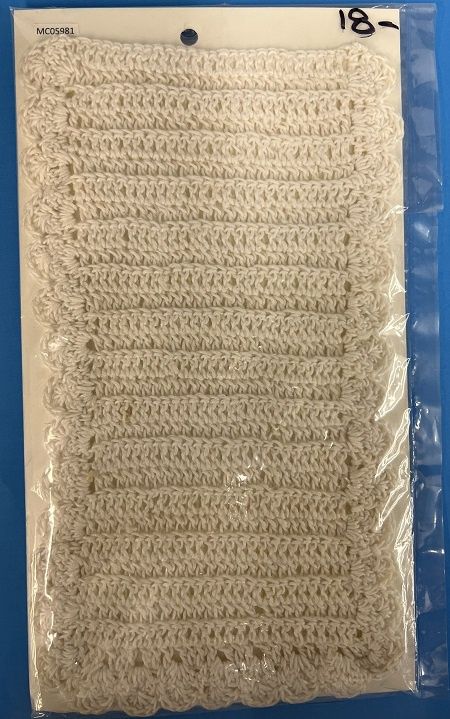 White Crochet Bedspread mc05776