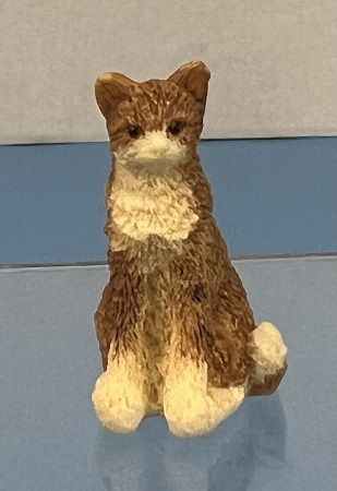 White Jeannetta Kendall Cat jkcat1
