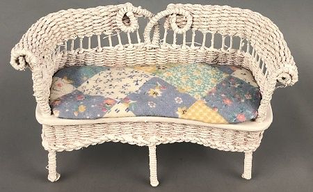 White Wicker Settee MC00093