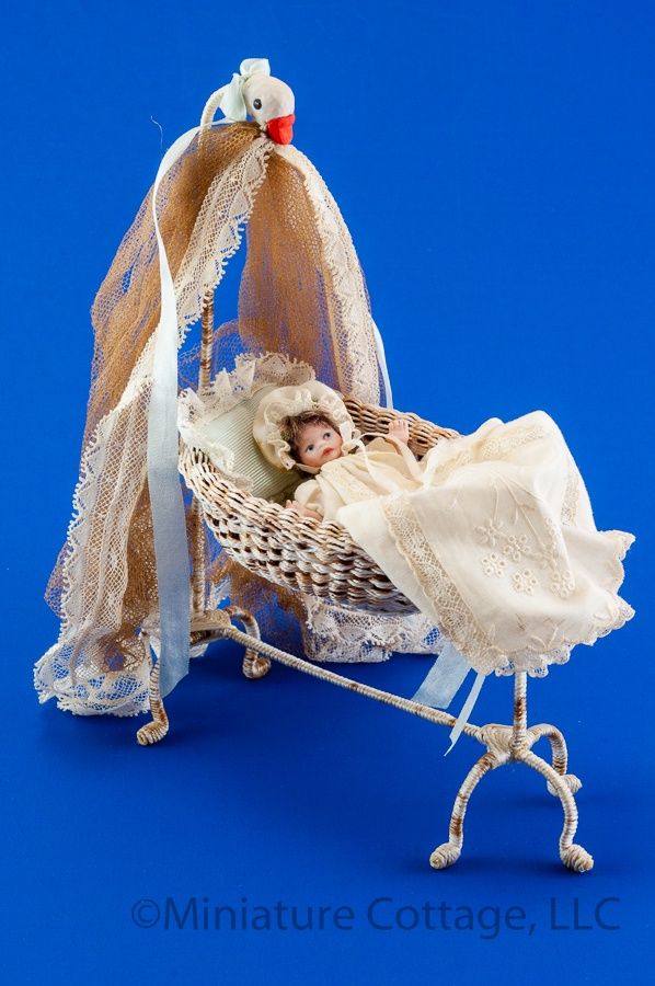 Vintage Bassinet with Doll hfk004